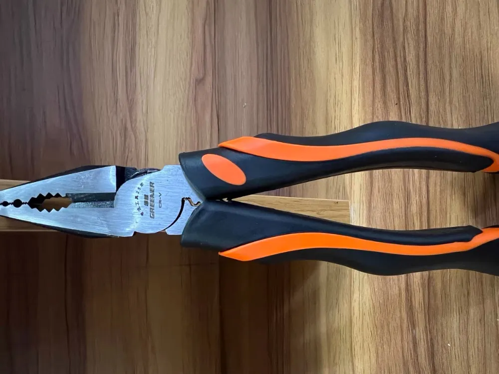 pliers